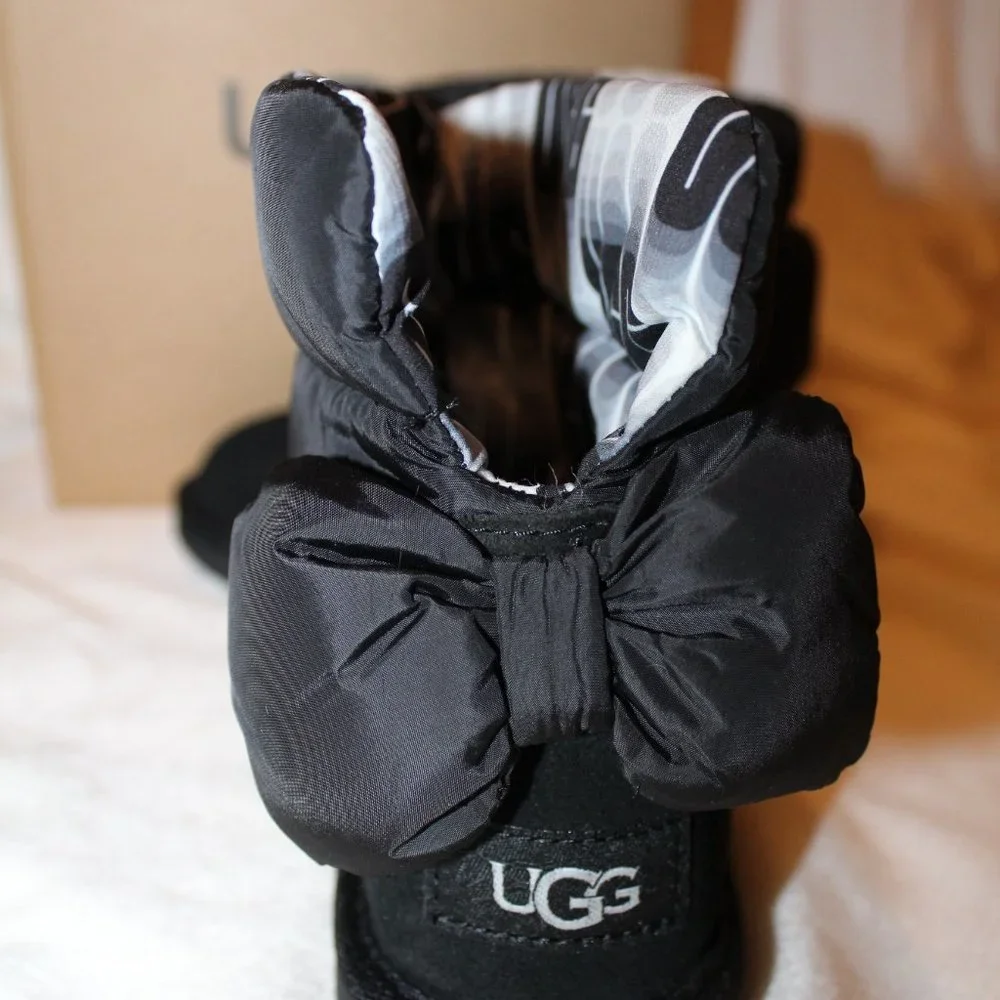 NIB UGG TODDLER BAILEY BOW SUEDE PUFFER WINTER SNOW‎ BOOTS BLACK